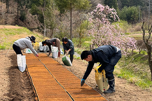 �c��Â���