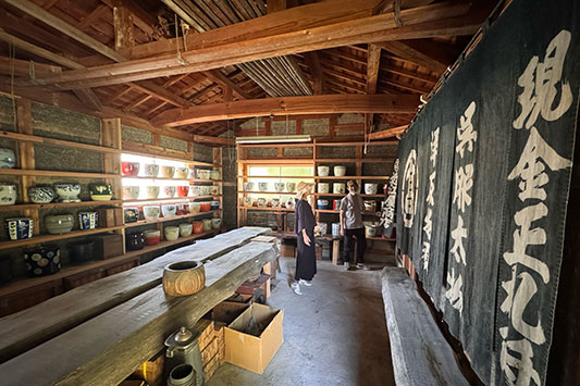 �����i�q��