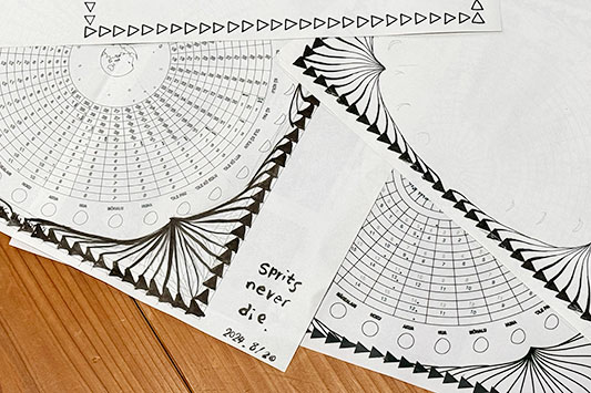 ���[���T�[�N���J�����_�[����