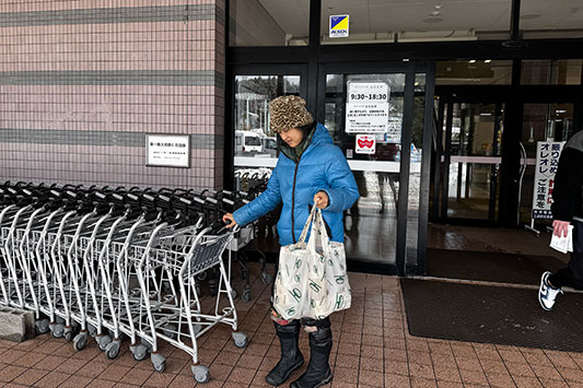 �X�[�p�[�Ŕ�����