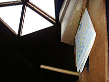 五角形明り取りと「月のカレンダー」